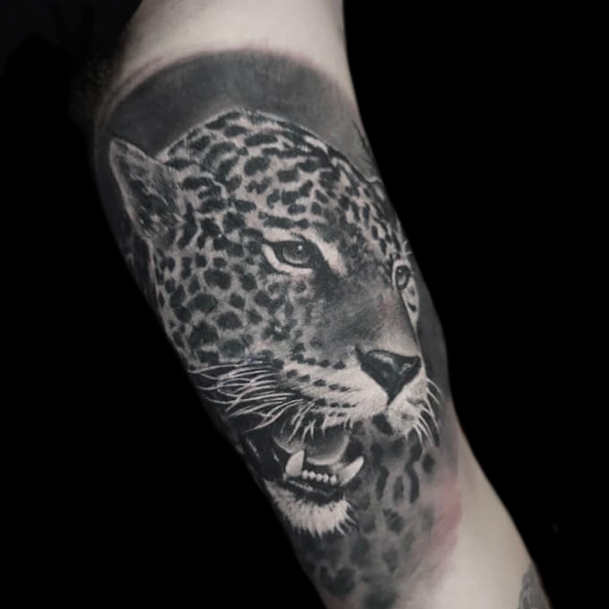 Tattoo by Alex Natochi