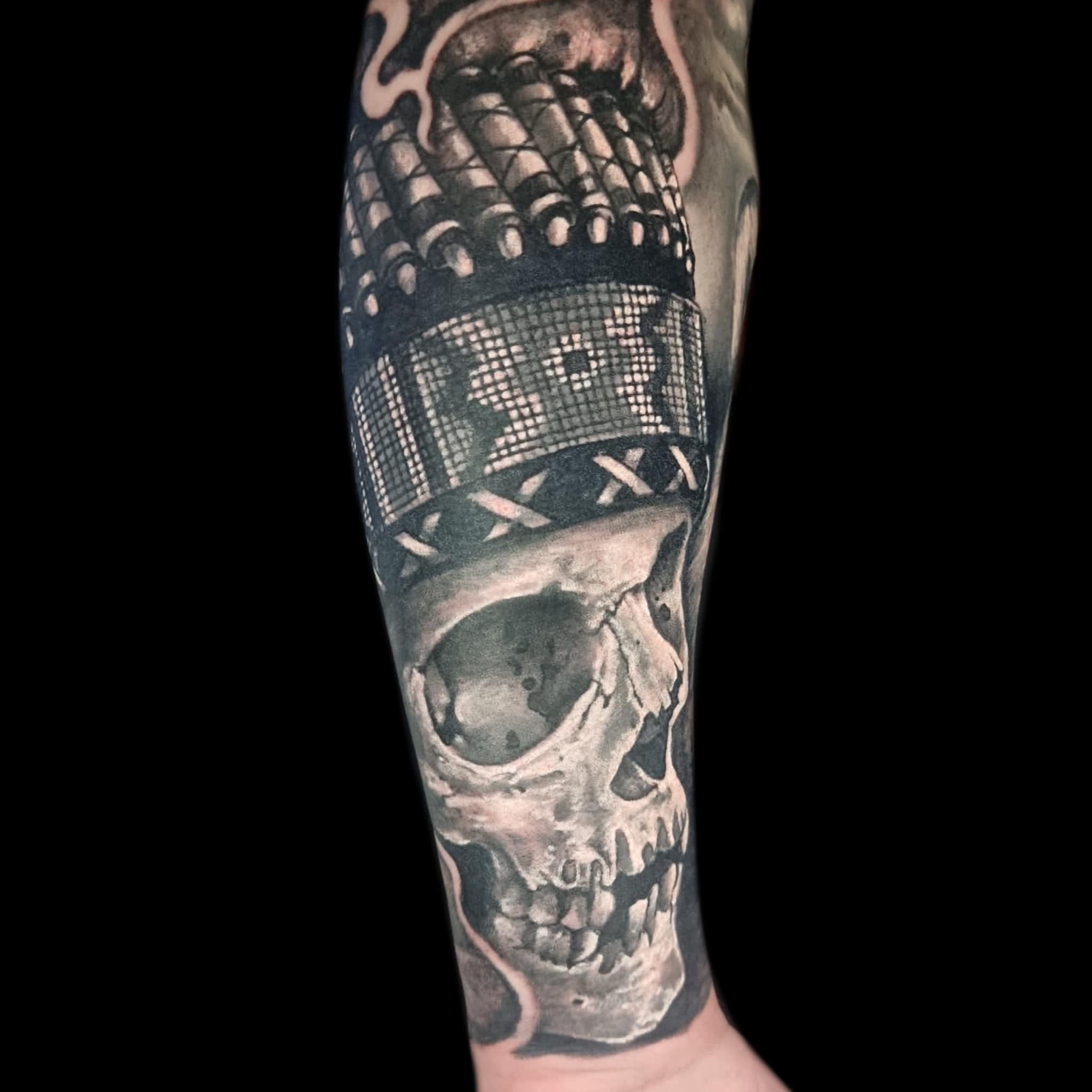 Tattoo by Alex Natochi